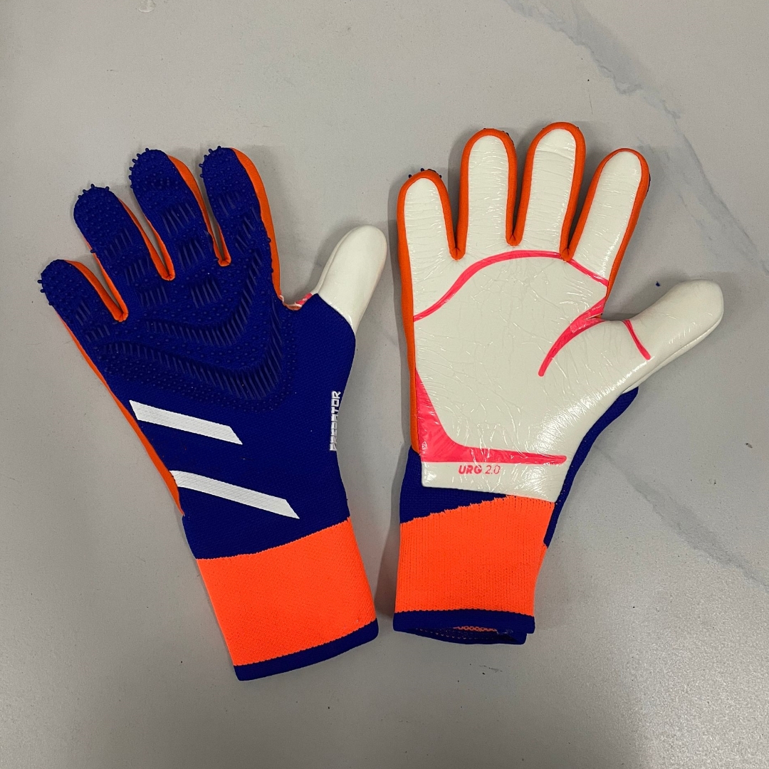 24 new goalkeeper gloves with finger protection, professional men's football gloves, adult and children's thick goalkeeper football gloves