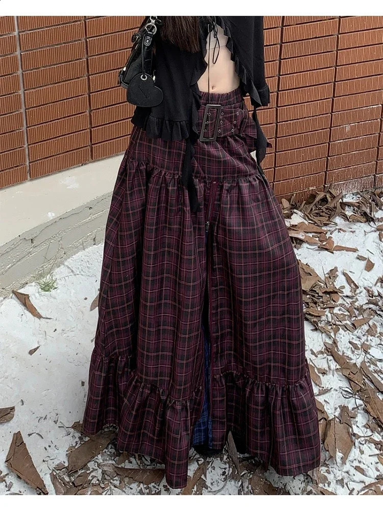 Womens Plaid A-line Long Skirt Vintage Y2k Skirt Harajuku Korean Streetwear Fashion A-line Skirts Emo 2000s Trashy Clothes 240812