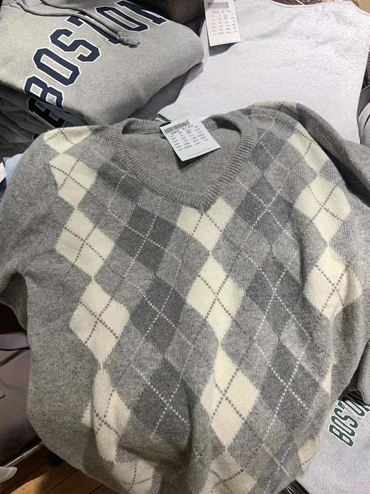 Argyle Vintage Loose Knitted Sweater Women Sweet Preppy Style V Neck Cotton Autumn Pullover Tops Harajuku Cute Y2k Sweaters Chic 240812