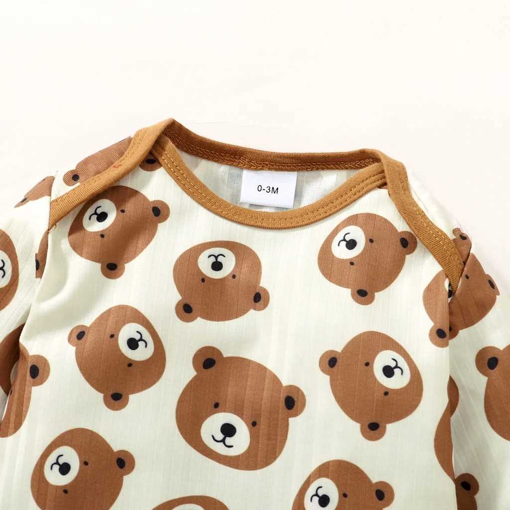 Baby mens long sleeved cute bear print tight fitting clothes for spring and autumn baby mens casual jumpsuit 0-18 months W240812