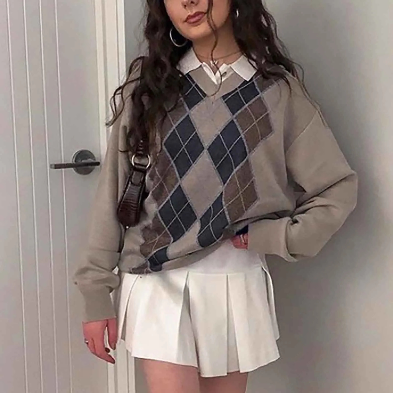 Preppy Style Vintage V Neck Knitted Sweater Women Autumn Winter Casual Argyle Plaid Jumper Female Korean Fashion Pullover Tops 240812