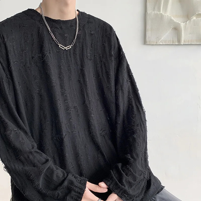 Korean Fashion Men O Neck Long Sleeve T Shirt High Street Black White Gray Hem Ripped Hole Fall Inside Tops Hip Hop Punk Clothes 240812