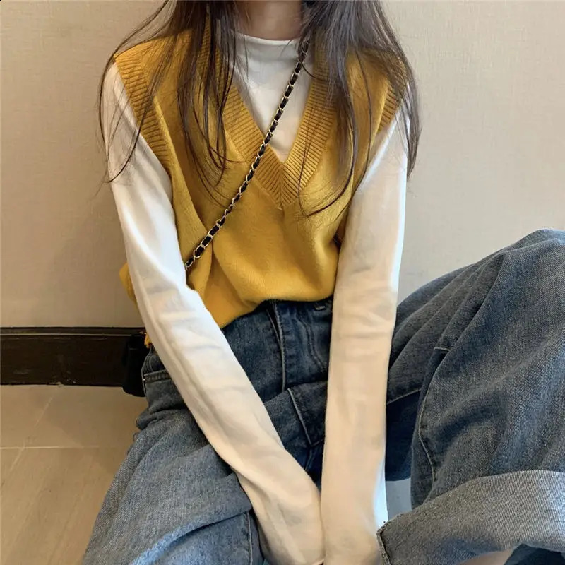 Sweater Vests Women Students V-Neck Sleeveless Knitted Basic Loose Casual Korean Style Preppy All-match Winter Candy Color Mujer 240812