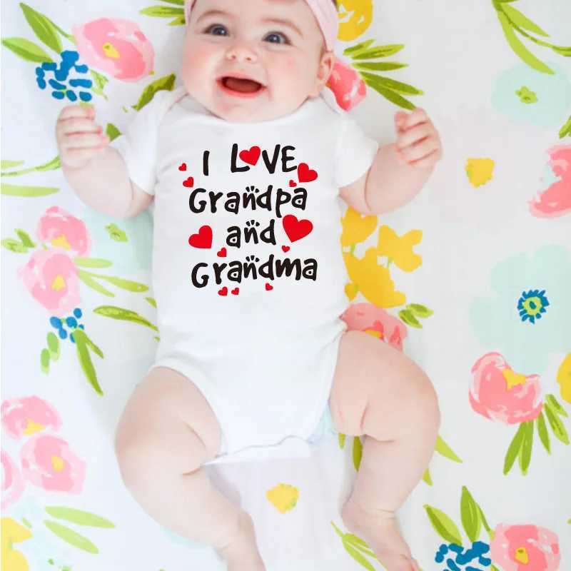 I love grandpas cotton bodysuits and one-piece climbing set baby Fart triangle jumpsuit. Summer I love grandma W240812