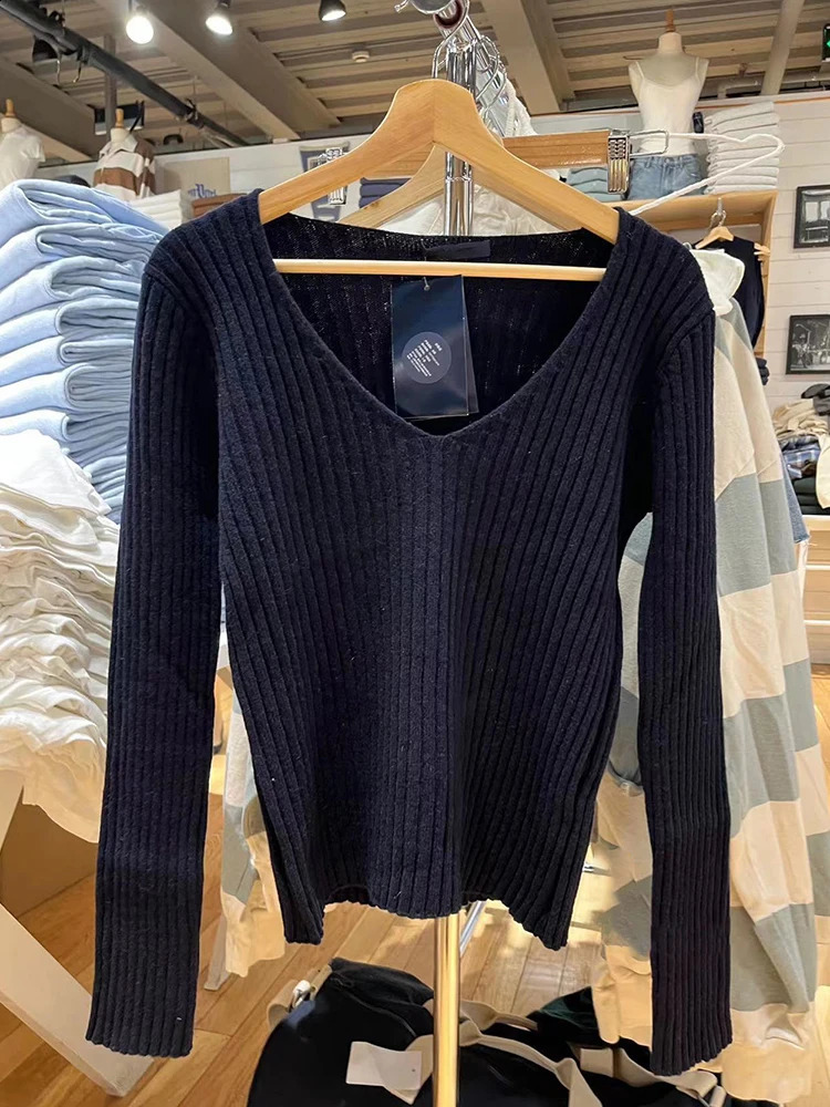 Vintage Solid Knit Long Sleeve Sweaters Women Autumn Sweet V Neck Short Slim Y2k Tops Ladies Harajuku Cute Cotton Sweater 240812