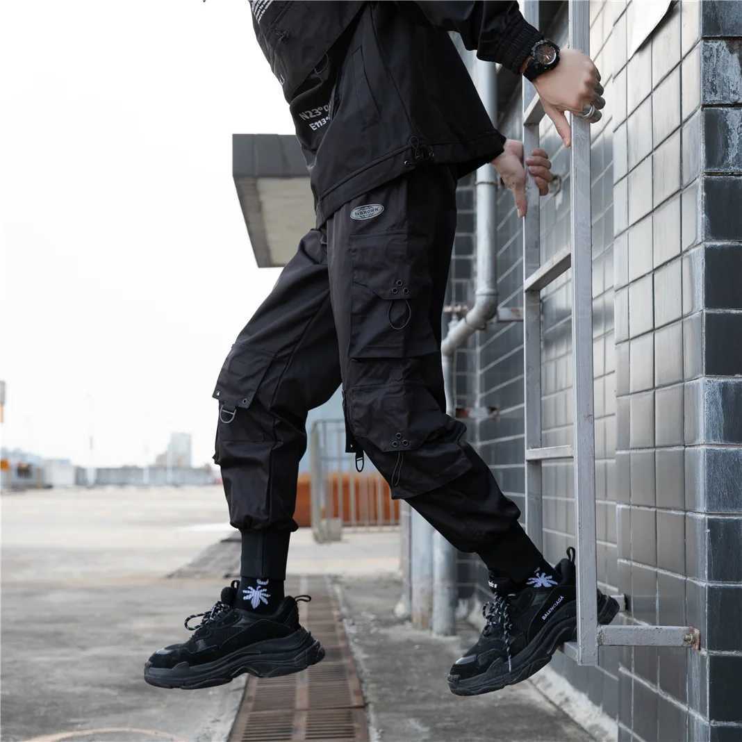 Harajuku Black Cargo Pants Men Multi-pocket Casual Pants Joggers Sweatpants Streetwear Fashion Male Trend Hip-Hop Loose TrousersXJ240813