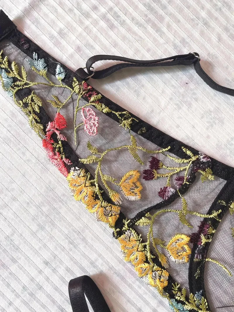 Yimunancy Floral Embroidery Lingerie Set Women Sheer 2-Piece Boho Bra Panty Underwear Set Intimates 240812