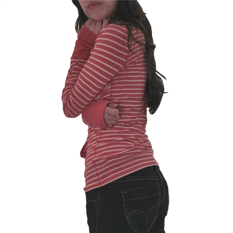 Xingqing Stripe Womens Tshirt Button Vneck Long sleeved Top Pocket y2k 2000s Fairy Glenge Clothing Retro Street 240812