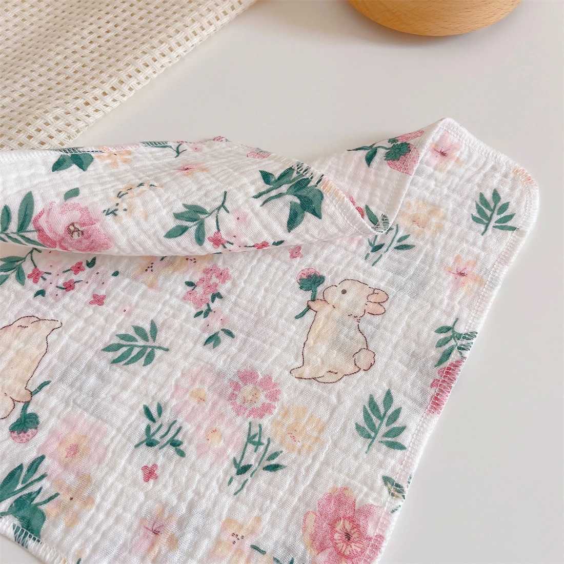 Bibs Burp Cloths New Cute Baby Cotton Gauze Feeding Saliva Towel Kerchief Soft Cartoon Burp Cloths Newborn Bib Bathing Towel for Boy Girl BibsL4812