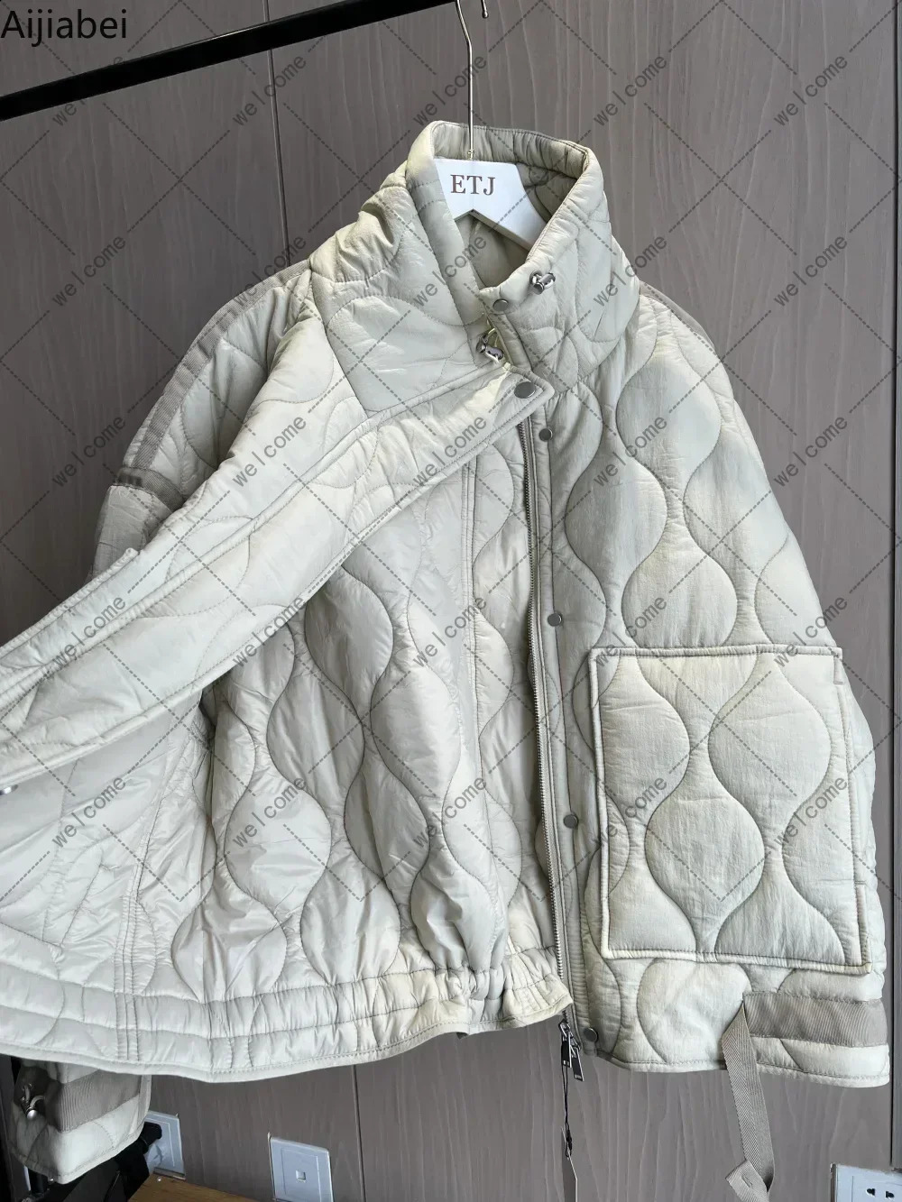Quilted coat for women beige drawstring high neck pocket clip cotton jacket y240812