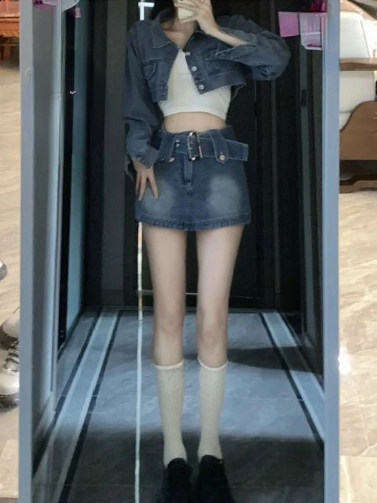Vintage Denim Suit Woman Slim Casual Short Cardigan Sexy Bodycon Y2k Mini Skirt Elegant Korean Fashion Set 2024 Spring Chic 240812