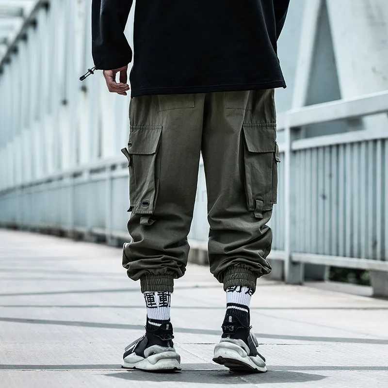 Harajuku Black Cargo Pants Men Multi-pocket Casual Pants Joggers Sweatpants Streetwear Fashion Male Trend Hip-Hop Loose TrousersXJ240813