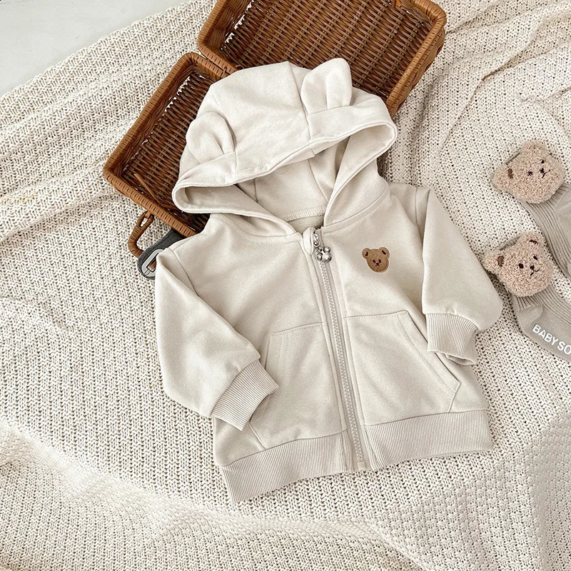 Girl Cute Bear Cardigan Simple Soft Zipper Hoodies 0-3y Infant Baby Solid Comfortable Coat Toddler Boy Pocket Coats 240806