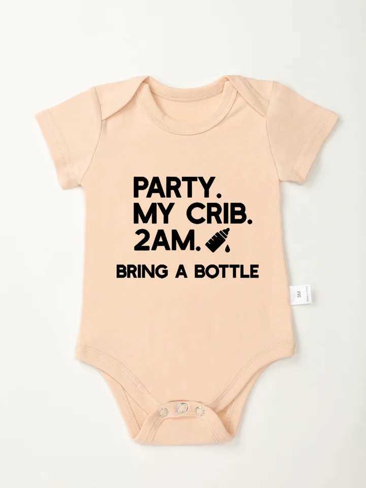 Baby boys and girls fashion clothing jumpsuit party My crib brings a bottle of printed Onesie baby bodysuit at 2am W240812