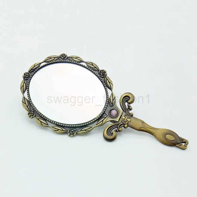 Vintage Metal Mirrors Women Handheld Long Handle Makeup Mirrors Mini Vintage Decoration Folding MirrorXJ240813