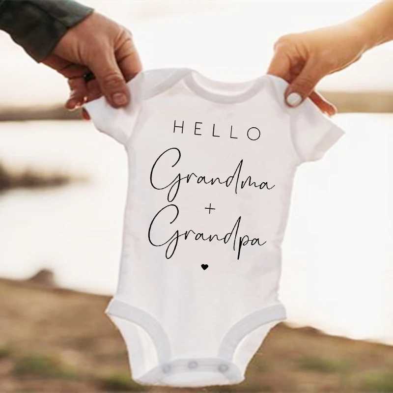 Hello grandma newborn baby jumpsuit summer bodysuit announced pregnancy baby clothing new grandpa/mom gift W240812
