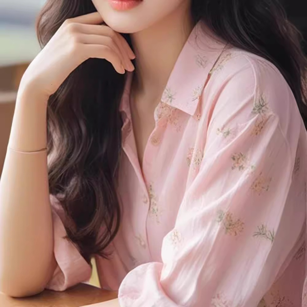 2024 early new spring women's floral top French high-end feeling super beautiful interior design shirt