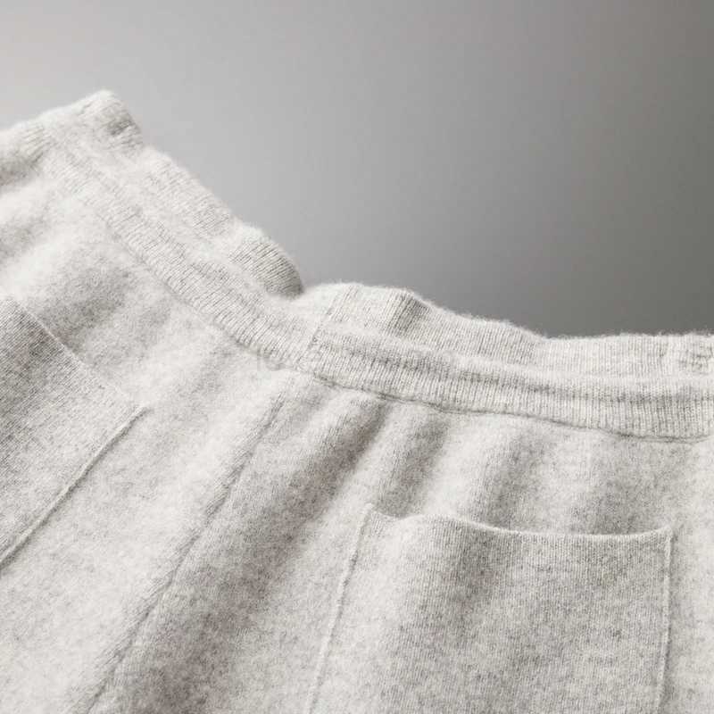 Mens new pure wool knitting pants Elastic waist middle seam Slim-fit pants thickened boxer pants keep warm and fashionableXJ240813