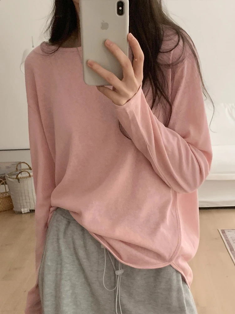 ULXH Korean Fashion Solid Womens Tshirt Casual Oneck Long sleeved Loose Top AutumnWinter 240812