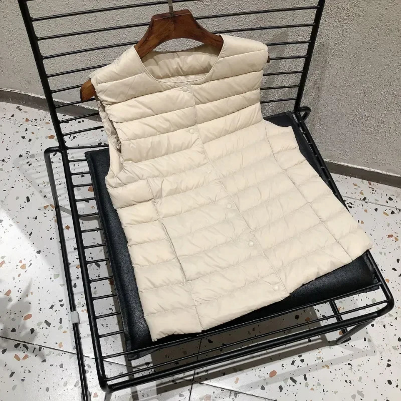 Women Sleeveless Puffer Jacket Spring Winter Female 90% White Duck Down Ultra Lightweight Packable Warm Down Liner Vest 240813