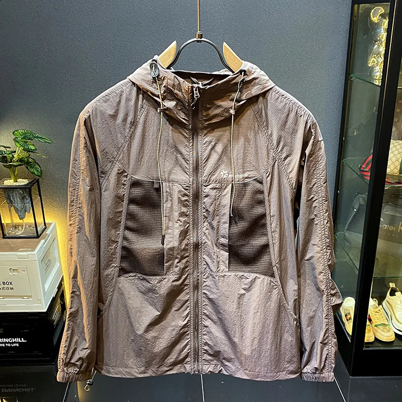 Summer UltraThin Soft Ice Silk Sun Protection Clothing Men2024 UV Outdoor Fishing Hooded Climbing Jacket 240812