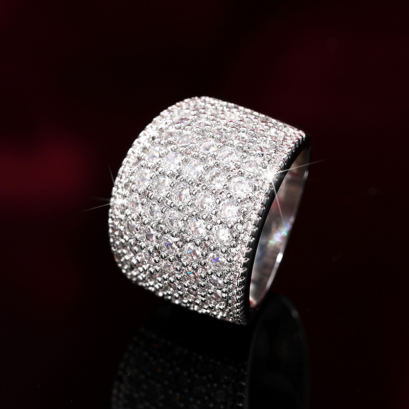 Ins Top Sell Sparkling Wedding Rings Luxury Jewelry 925 Sterling Silver Fill Pave White Sapphire CZ Diamond Party Gorgeous Eternity Women Engagement B