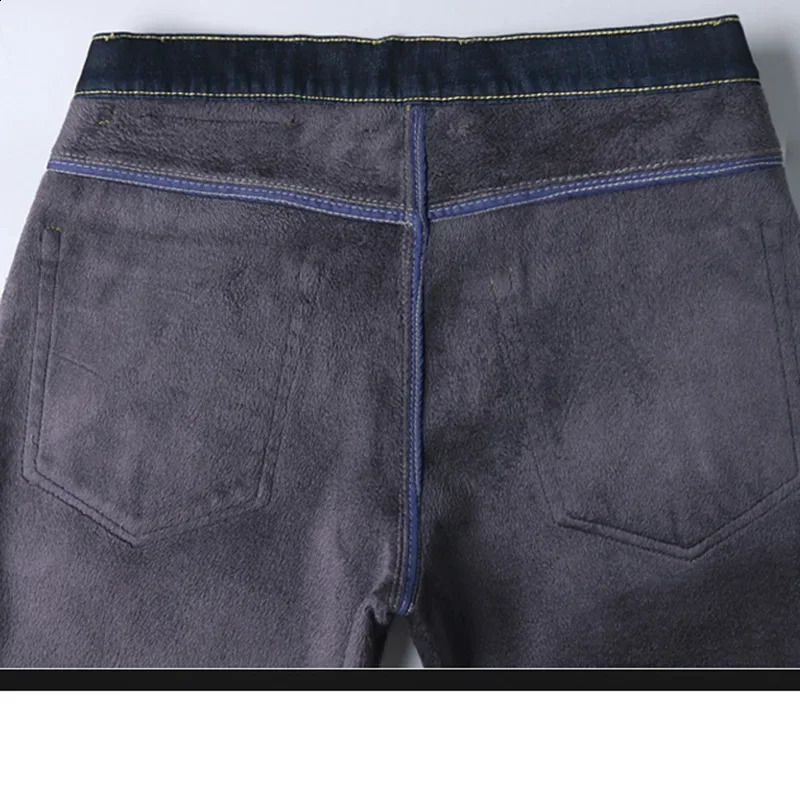 Vintage Thermal Trouser Business Mens Warm Fleece Jeans Winter Thick Velvet Pants Classic Daily Elastic Cotton Denim 240823