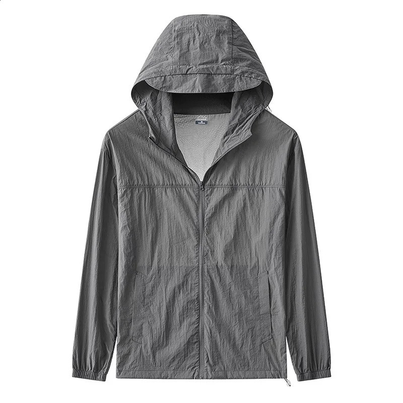 Mens ultrathin waterproof clothing for summer casual loose fast drying breathable lightweight hooded sports windproof machine 240812
