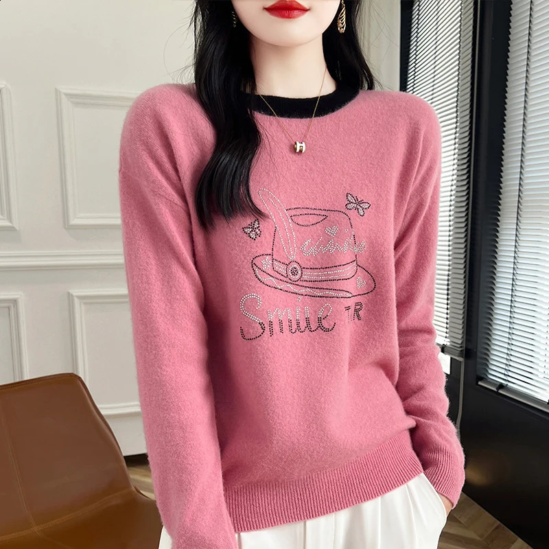 Autumn and Winter Womens Sweater Hoodie Round Neck Knitted Pure Wool Loose Long Sleeve Aging Fashion Edition 240812