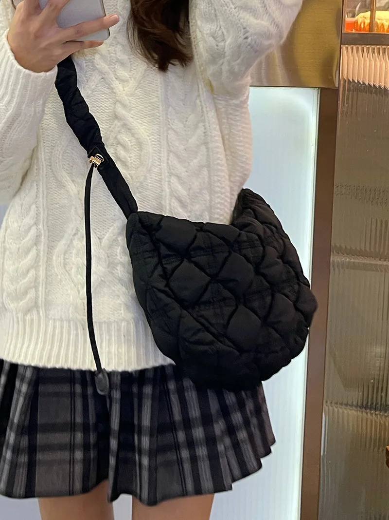 Large Capacity Womens Crossbody Bag Fashion Solid Color Female Quilted Shoulder Bags Sweet Plaid Ladies Purse Handbags Tote 240813