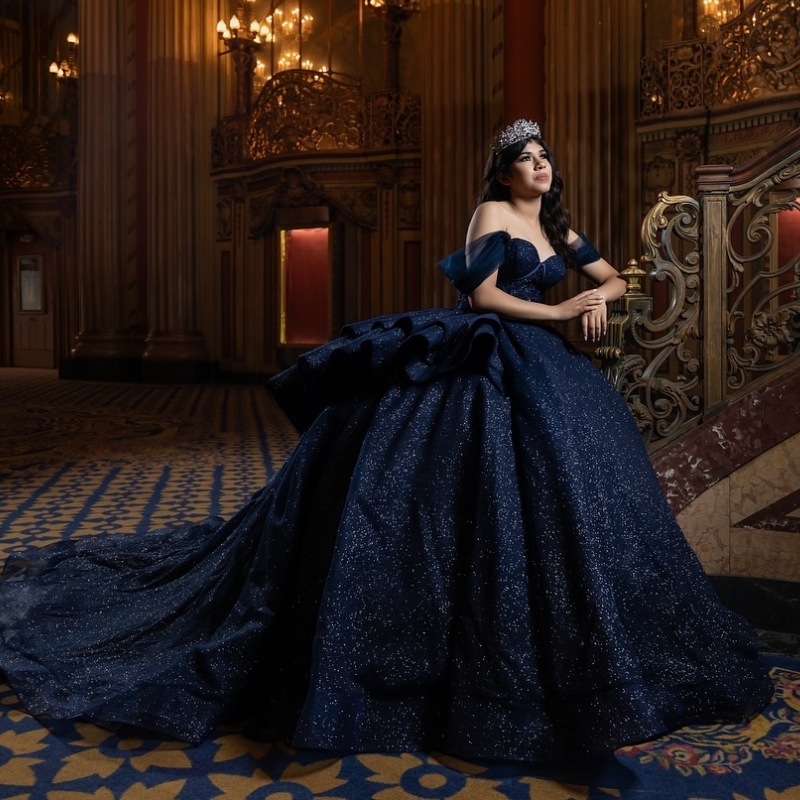 Sparkly Princess Navy Blue Off Shoulder Quinceanera Dresses Ball Gown 2025 Sweetheart Beads Crystal Sweet 16 Vestidos De 15 Anos
