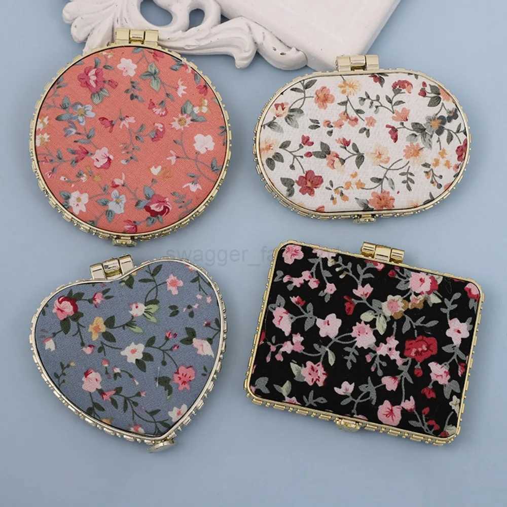 Vintage Mini Makeup Floral Mirror Foldable 4 Shapes Compact Pocket Hand Mirror Portable Cloth Cover Pocket Cosmetic MirrorXJ240813