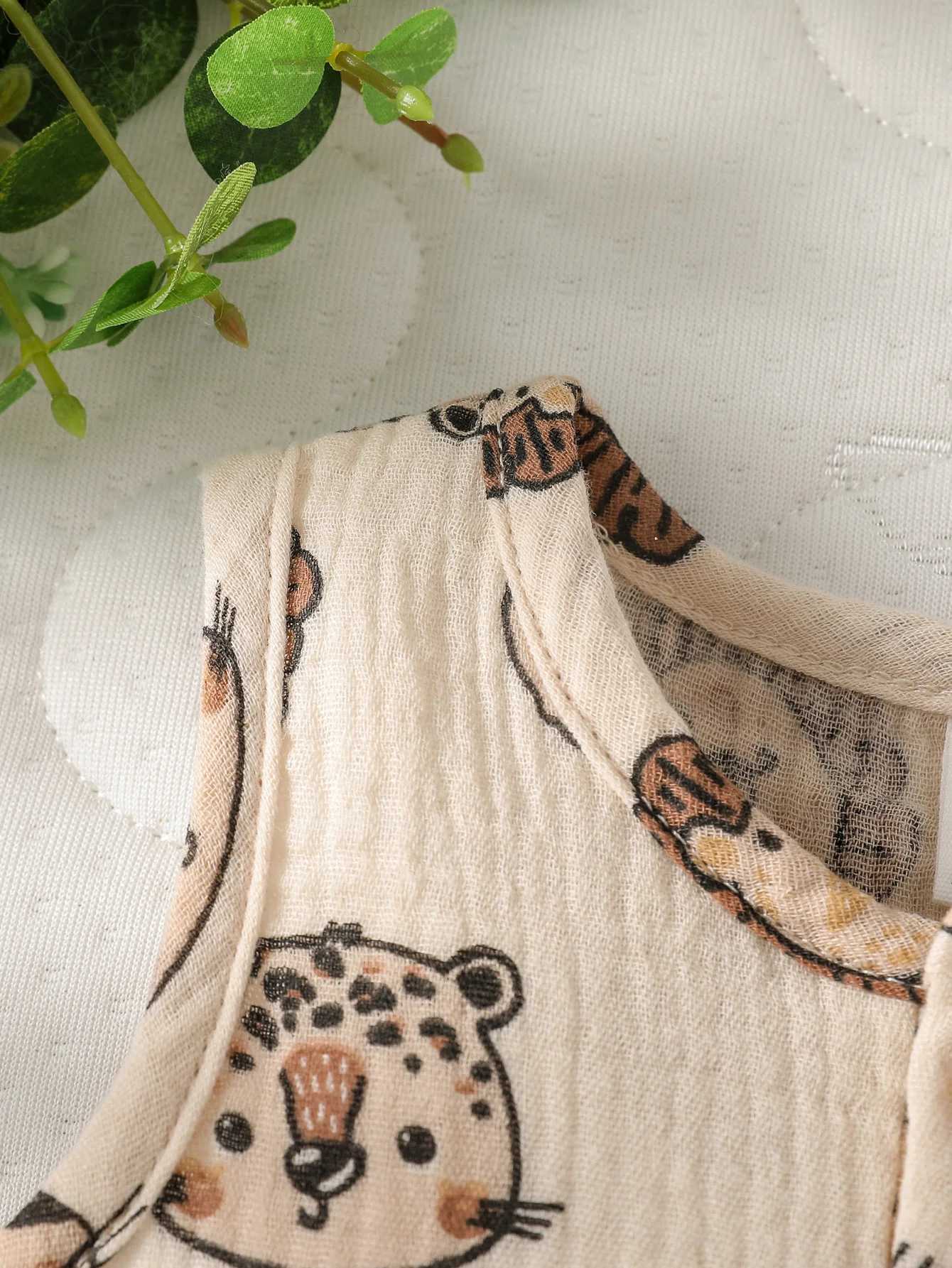 Cute cartoon animal pattern jumpsuit for summer casual wear W240812