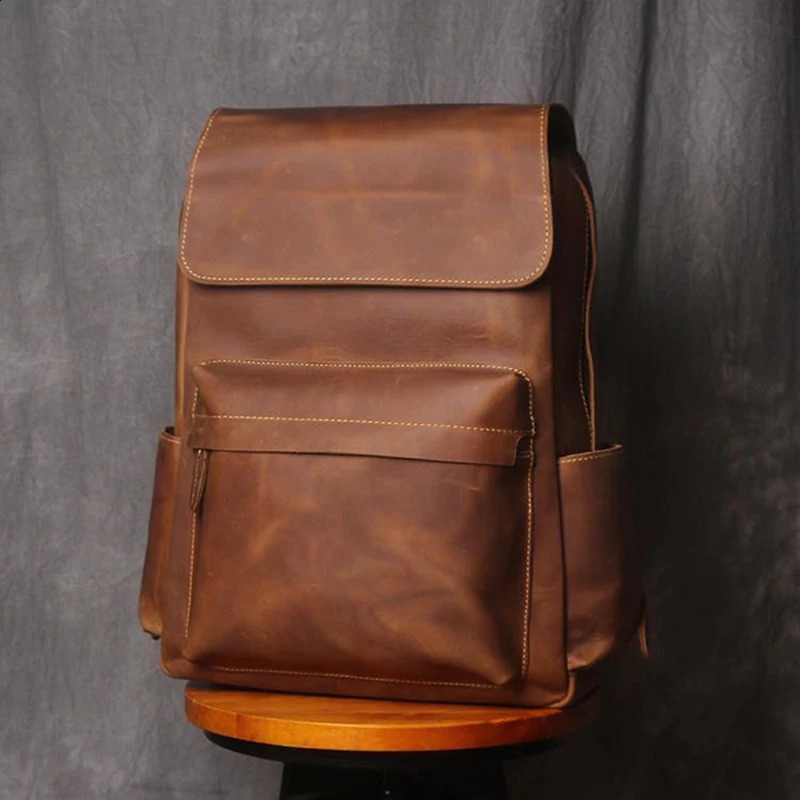 Retro Leather Mens Backpack Large Capacity 156inch Laptop Bag Crazy Horse Travel Academy 240813