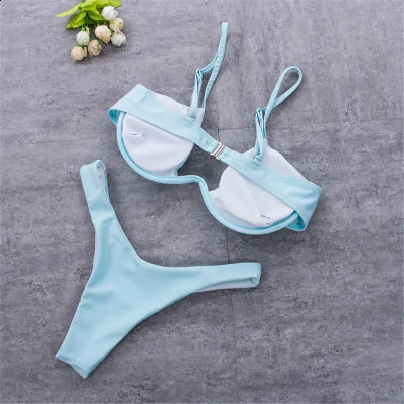 Women 2PCS Bikini Set Solid Color Wire Padded V-Shaped Back Buckle Bra Triangle High Waist Panty Summer Swimming Set Underwear 240812