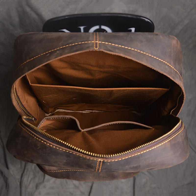 Retro Leather Mens Backpack Large Capacity 156inch Laptop Bag Crazy Horse Travel Academy 240813