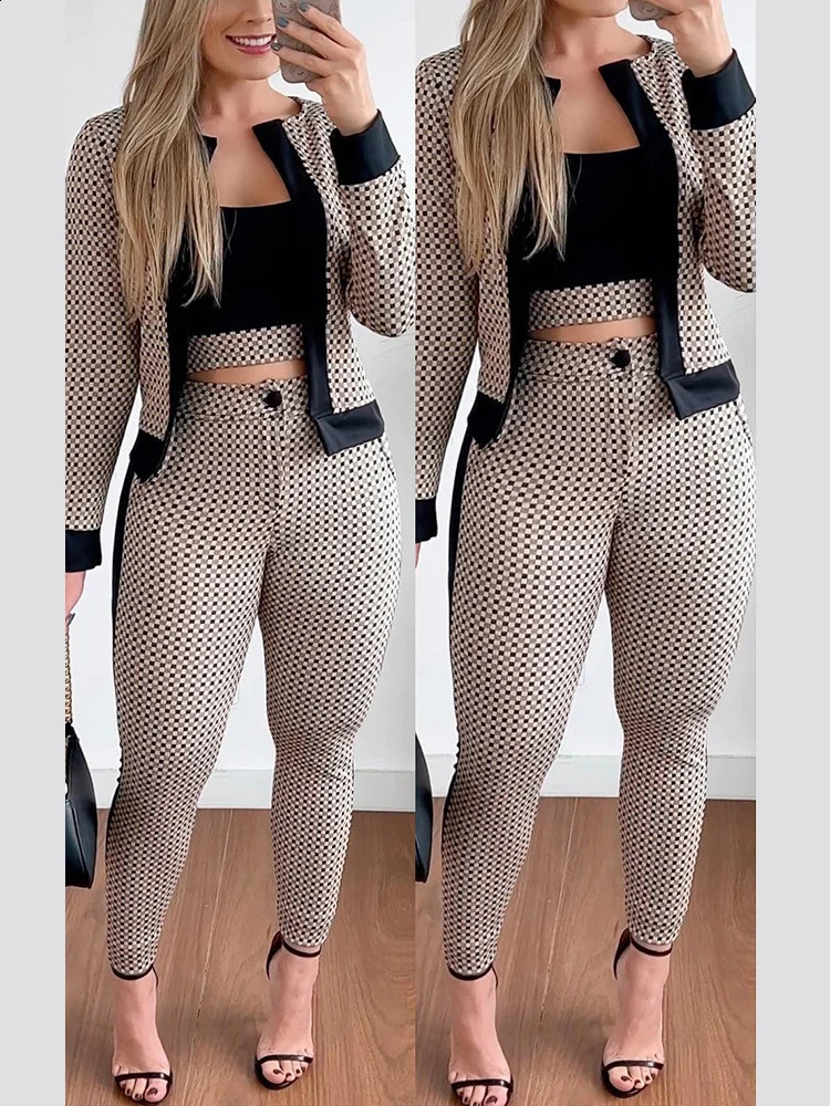 Elegant Two-piece Sets Women Autumn 2PCS Outfit Set Plaid Print Contrast Paneled Coat Skinny Pants Set Long Trouser Tracksuits 240813