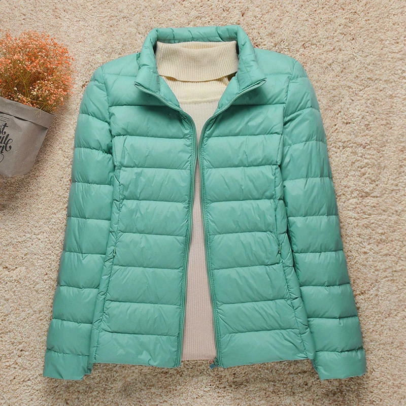 Duck Down Jacket Women Ultra Light Down Jacket All Season Feather Jacket Plus Women Overcoat Windbreaker Coats Down Coats 240813