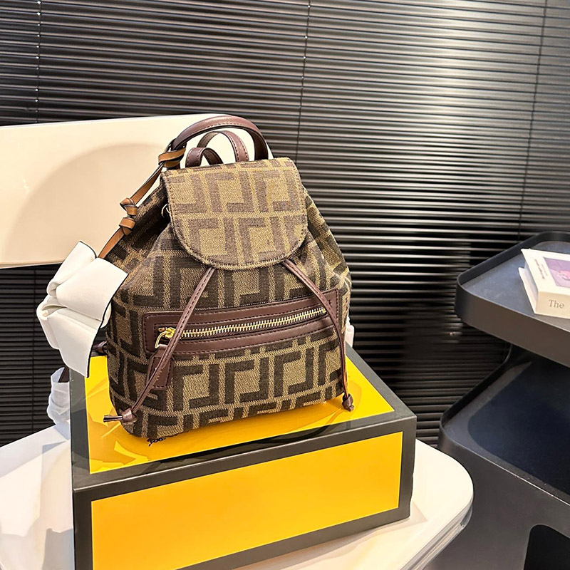 2024 New Vintage Handbag Handbag Fashion Backpack Travel Denim Shoulder Purse all matched with female designer Lady Tote metal buckle