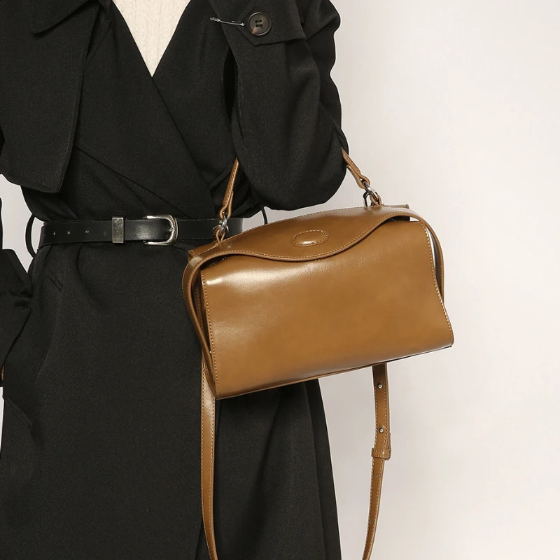 leather womens Boston bag highquality solid color large capacity handbag detachable shoulder strap small cross w240813