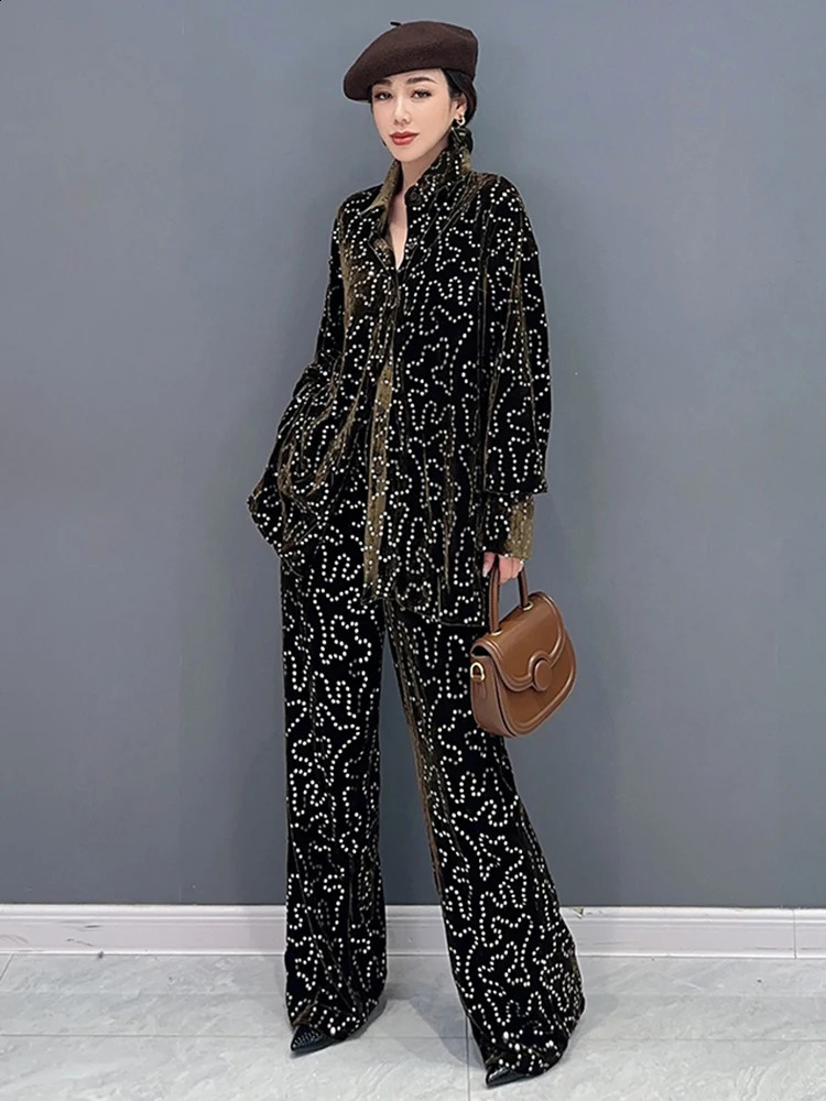 SHENGPALAE Fashion Women Two Pieces Sets Sequins Spliced Lapel Temperament Tops Versatile Wide Leg Pants Autumn 2024 5R7047 240813