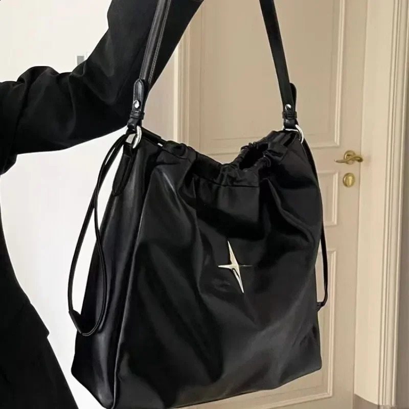 Y2K Korean Vintage Goth Black Hobo Tote Bag Aesthetic Star Girl Purse Handbag Shoulder Crossbody Messenger Cross Body 240813