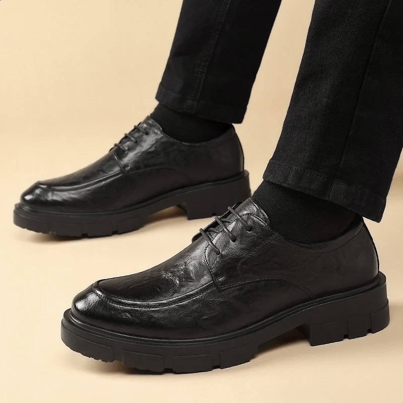 WAERTA 5 8 10 Cm Heel Shoes Men Fashion Casual Cow Leather Mens Dress Shoes British Breathable Groom Platform Wedding Shoe Male 240918