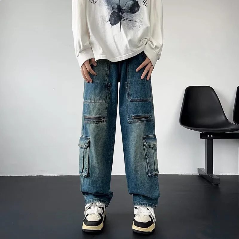 American streetwear mens multi pocket cargo jeans Y2K retro wide leg denim pants hip-hop fashion bag Jean Hombre Trousers240813