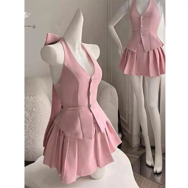 Fashion Pink Ski Set Summer Style No Back Bow Hanger Top Spicy Girl Slim Tank Wrinkle Two Piece Womens Wear 240809