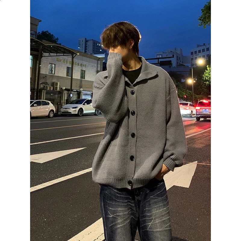 Solid Cardigan Sweater Men Korean Lazy Leisure Knitted Sweaters Hip Hop Streetwear Loose Simple Knitwear Coat Male Clothes 240821