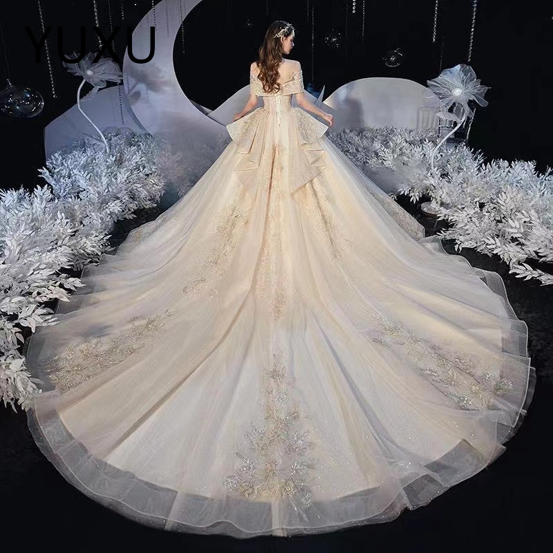 2024 Luxury Embroidery Ball Gowns Wedding Dresses off shoulder Princess Gown Corset Sweetheart Organza Ruffles Cathedral Train Bridal Dress Plus Size 