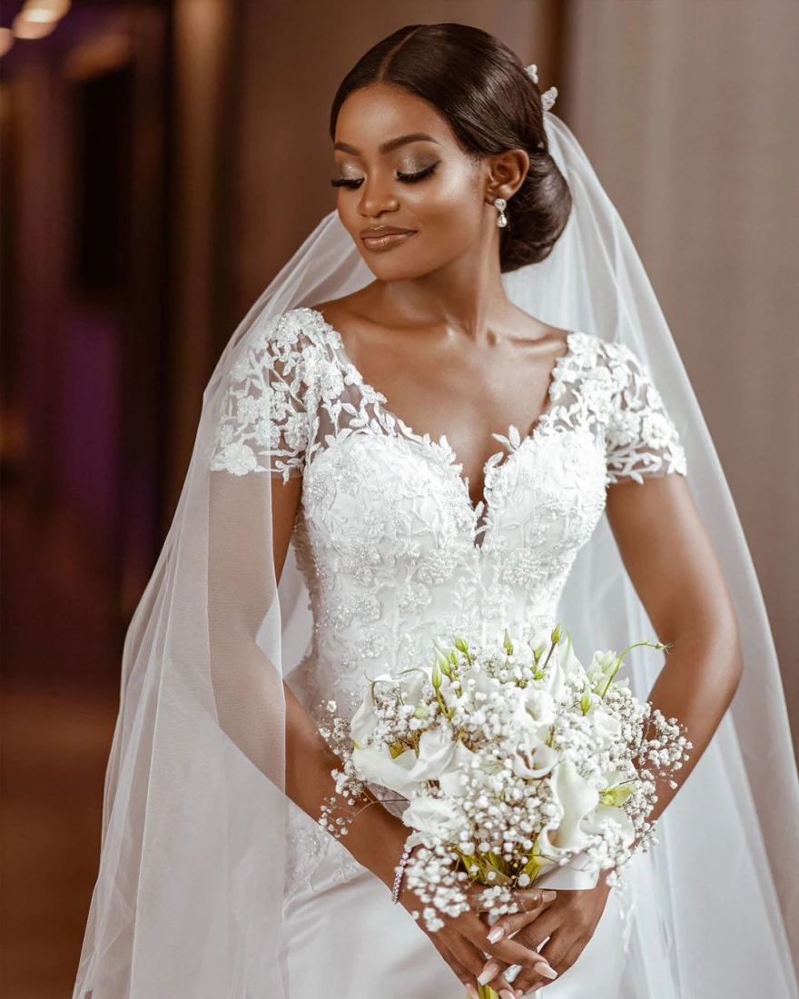 Sparkly Mermaid Satin Short Sleeve Wedding Dress 2024 Lace Appliqus Vestido De Noiva Sereia African Bridal Gown