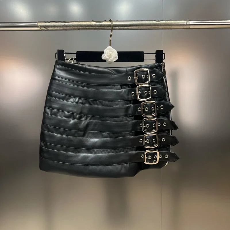 PREPOMP 2024 Spring Collection Multi Belts Patchwork Metal Buckles Black Slimbodycon Pu Leather Skirt Women GM6 240813