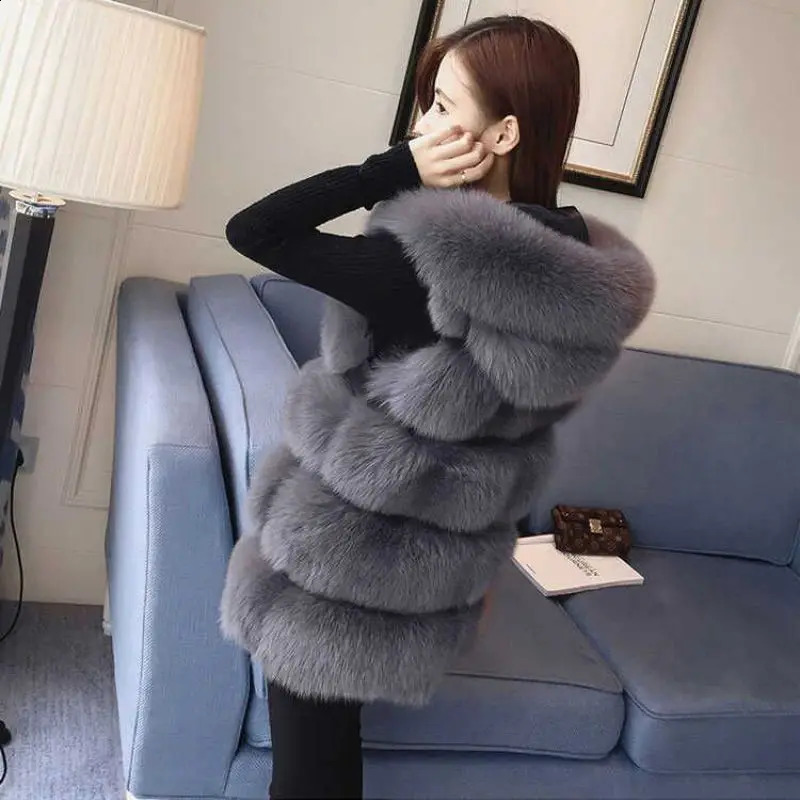 est Fashion Quality Fur Vest Coat Warm Womens Vests Winter Furs Fox s Jacket for Women V150 240814
